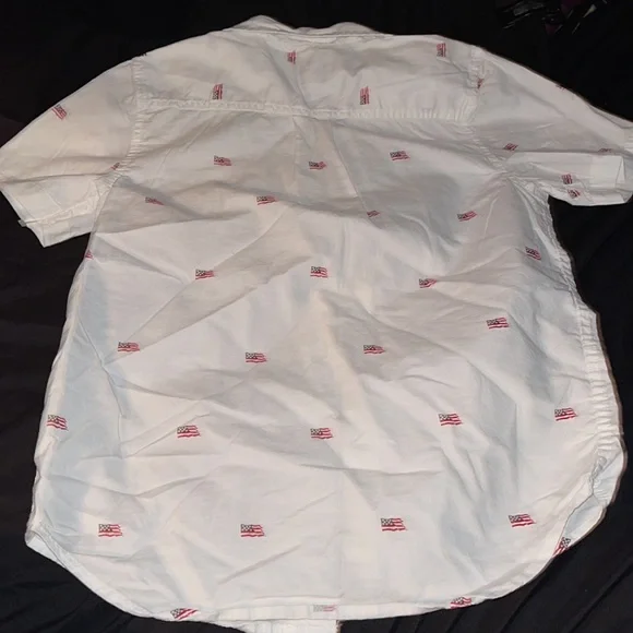 Button down - Picture 2 of 3